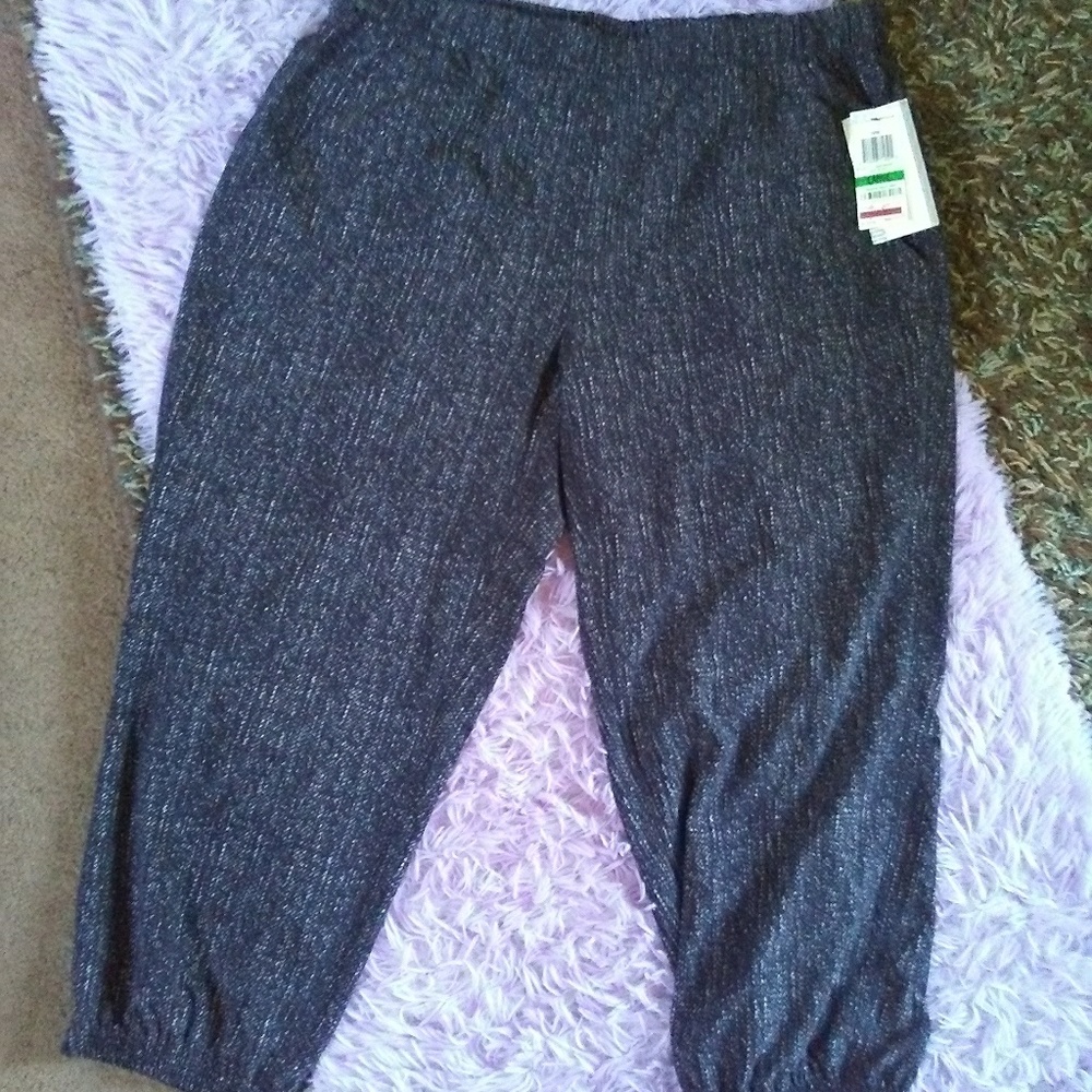 New Womens Jogger Capri Relaxed fit Style&Co pants